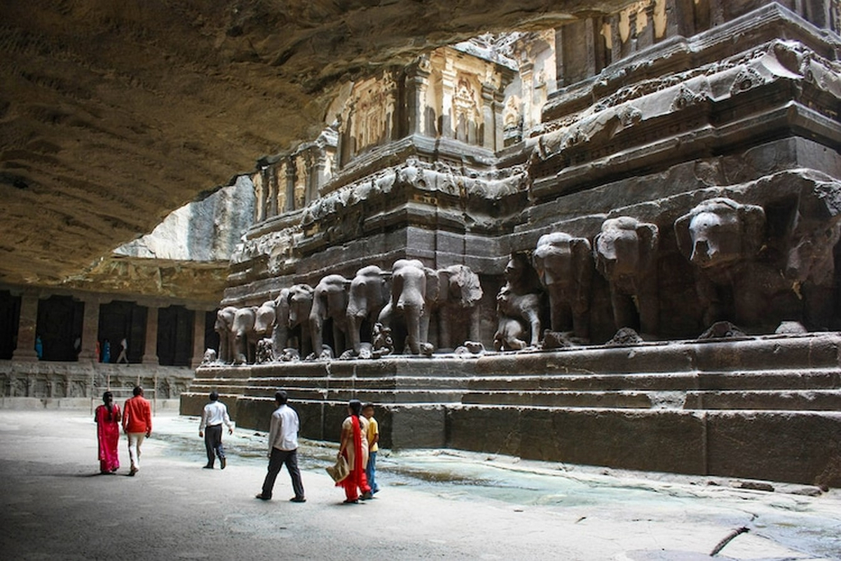 kailash-temple2.jpg