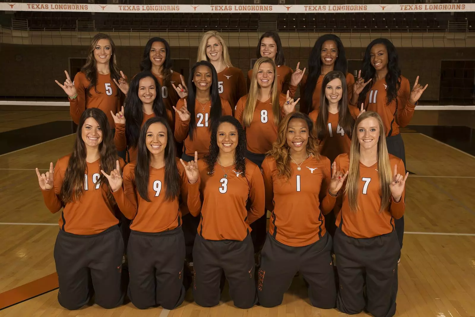 team_photo_with_coaches_hookem.jpg