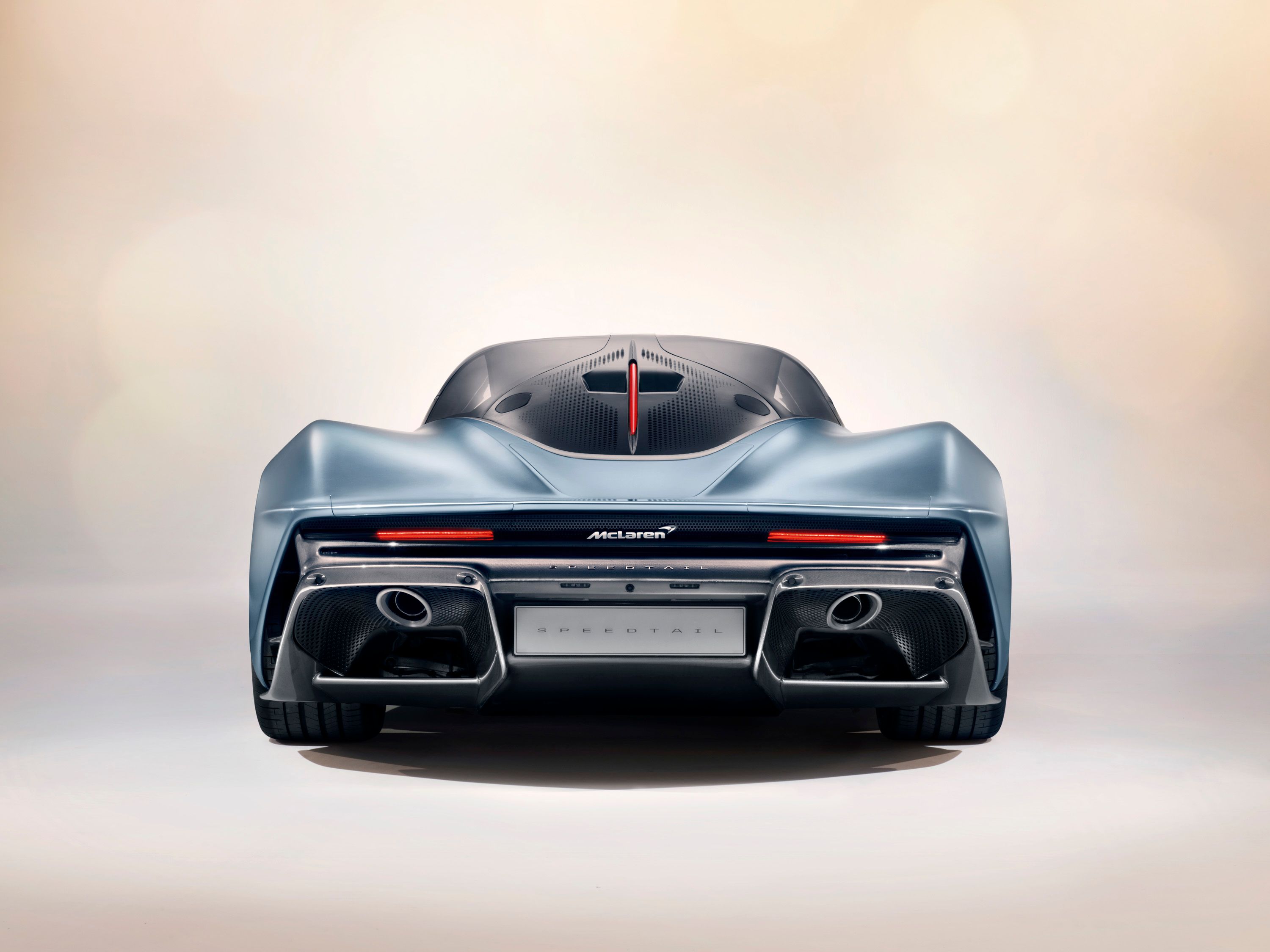 mclaren-speedtail-de-13.jpg